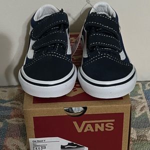 Toddler Old Skool Vans.